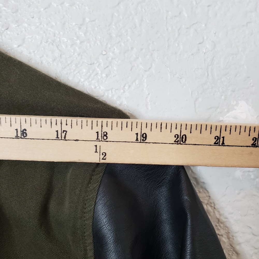 Torrid Anorak Jacket Twill Fabric Faux Leather Sleeves Dark Green Black Sz 3XL - Picture 8 of 16